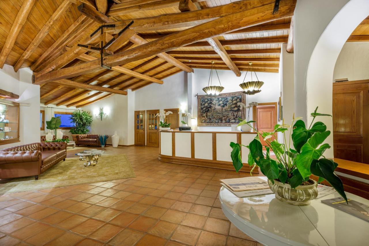 Hotel Sporting Porto Rotondo Exterior foto